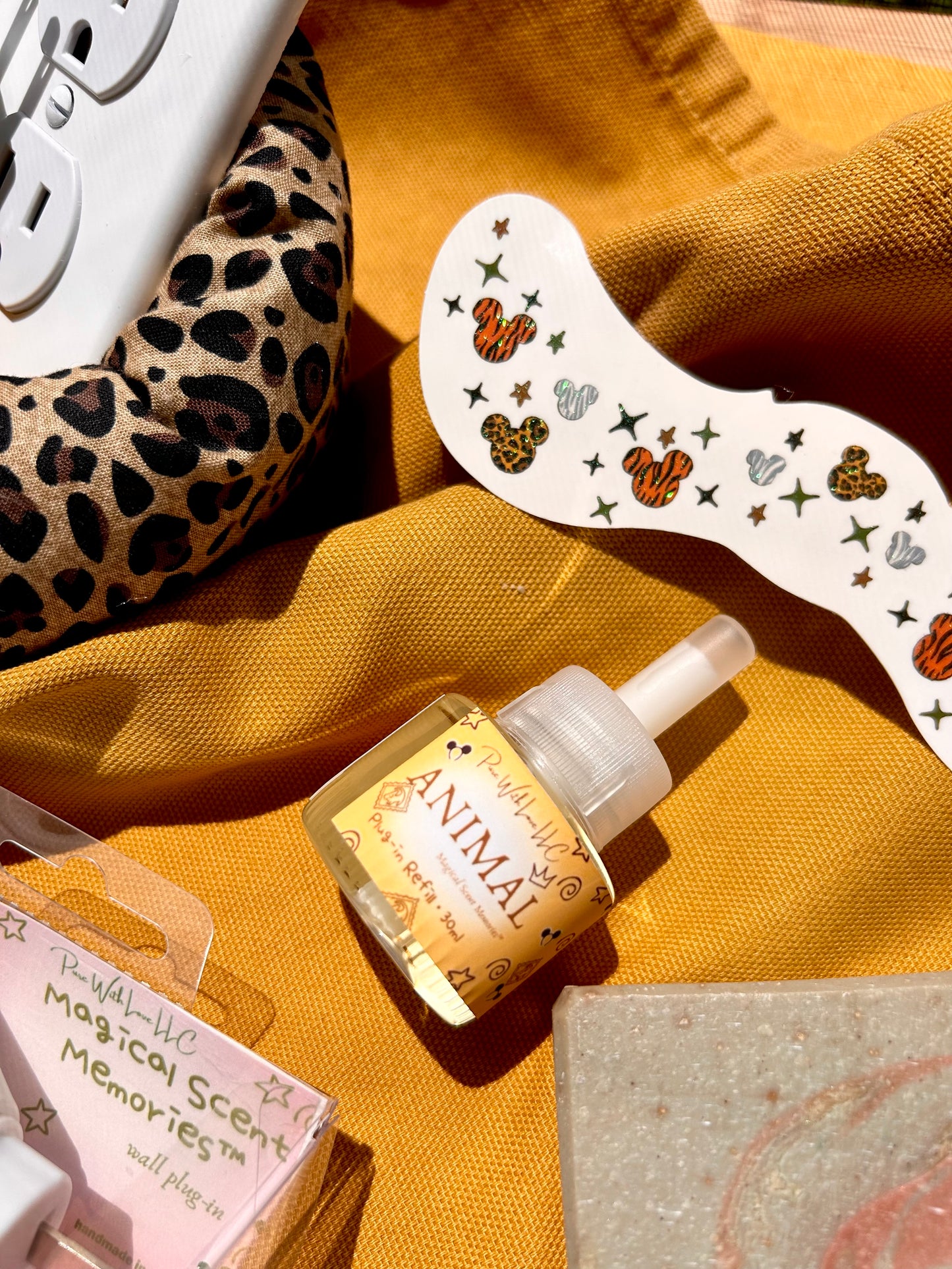 Magical Scent Memories™ — Animal Kingdom (1 of 4 Park Scents)